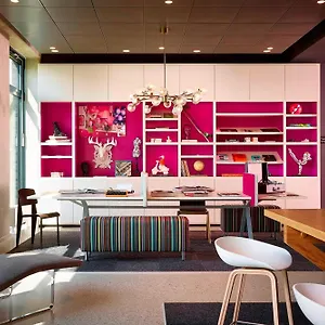 Moxy Munich Airport 4*, Oberding Niemcy