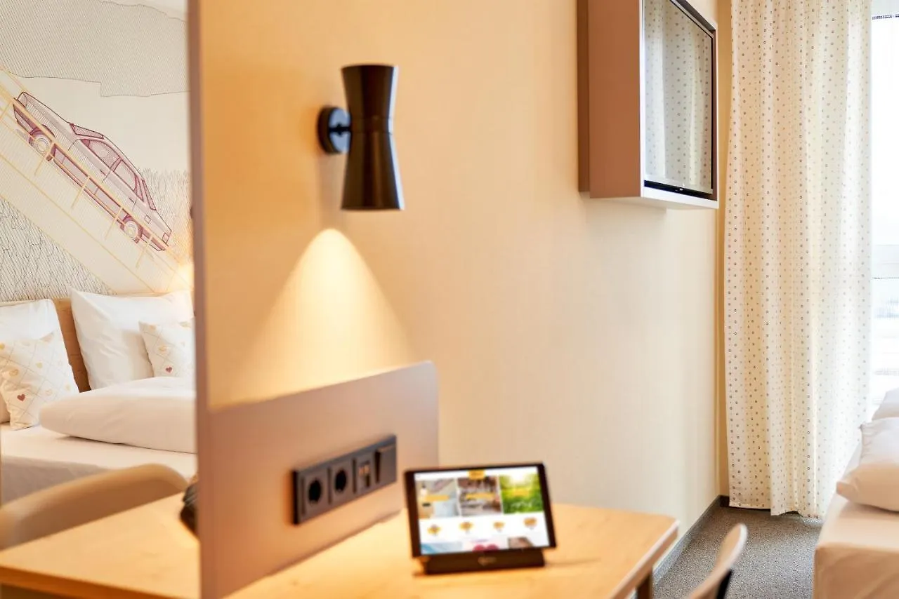 **  Mcdreams Hotel Ingolstadt Germany